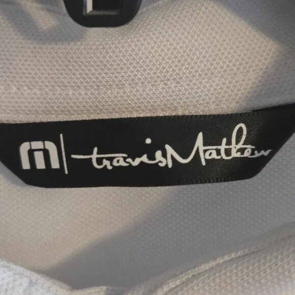 Travis Mathew Polo Medium Grey White Colorblock C.C. Logo Performance Golf Shirt - Picture 2 of 8